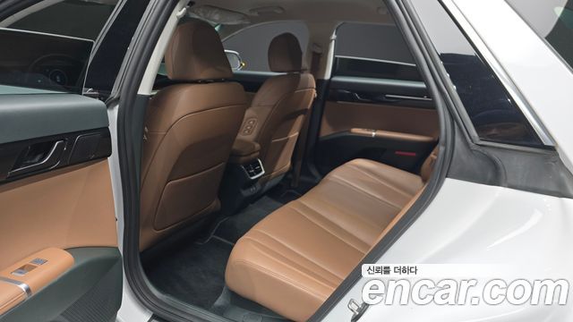 Hyundai Grandeur (GN7) 2,5 Gasoline 2WD Exclusive 2023 — фото 11
