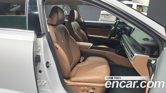 Hyundai Grandeur (GN7) 2,5 Gasoline 2WD Exclusive 2023 — фото 26
