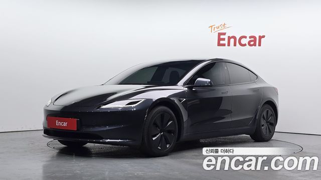 Tesla Model 3 RWD