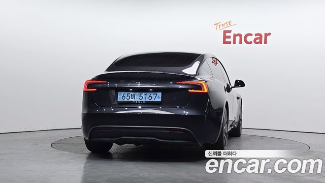 Tesla Model 3 RWD 2025 — фото 4