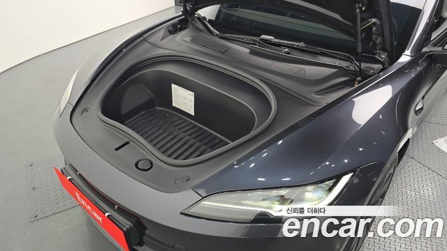 Tesla Model 3 RWD 2025 — фото 6