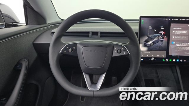Tesla Model 3 RWD 2025 — фото 15