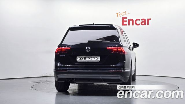 Volkswagen Tiguan (II) 2.0 TDI Prestige 2018 — фото 4