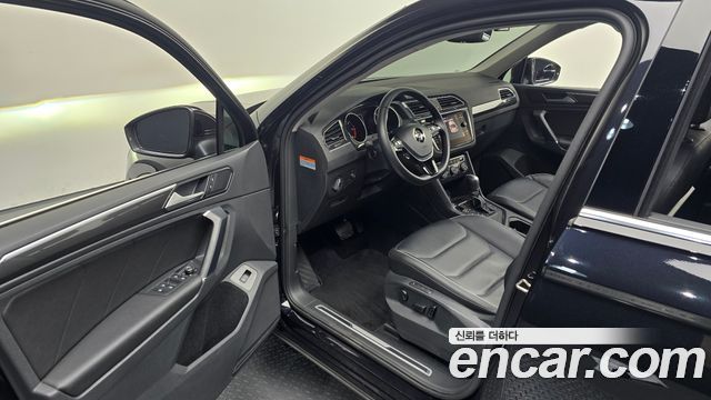 Volkswagen Tiguan (II) 2.0 TDI Prestige 2018 — фото 11