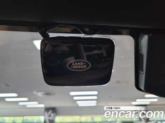 Land Rover Defender (L663) 110 P300 X-Dynamic SE 2025 — фото 15