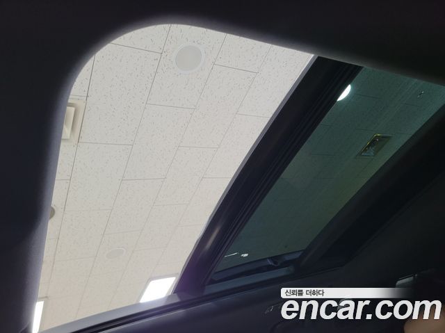 Land Rover Defender (L663) 110 P300 X-Dynamic SE 2025 — фото 16