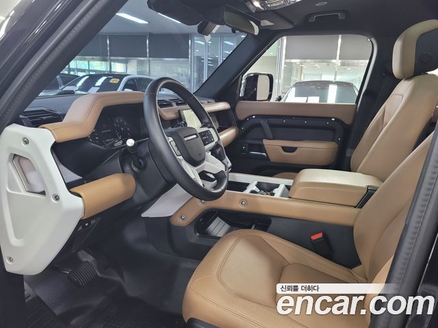 Land Rover Defender (L663) 110 P300 X-Dynamic SE 2025 — фото 20