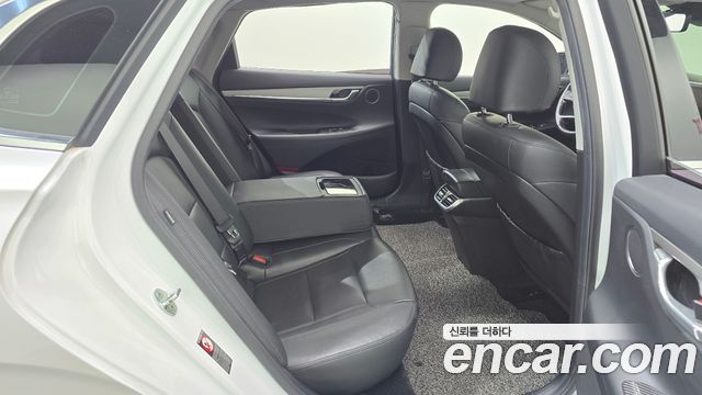 Hyundai Grandeur (IG) 3.0 LPi Rent Car Modern 2020 — фото 11