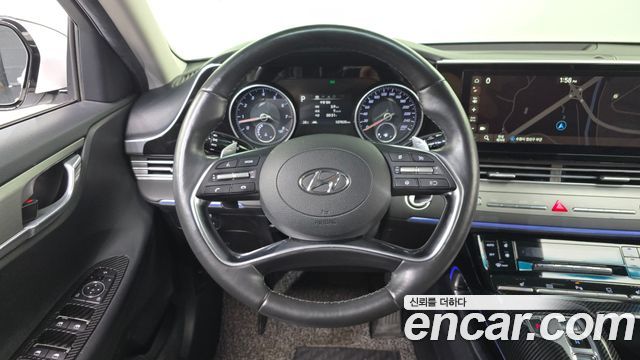 Hyundai Grandeur (IG) 3.0 LPi Rent Car Modern 2020 — фото 13