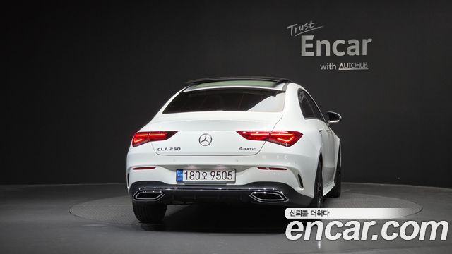 Mercedes-Benz CLA-Class (C118) CLA250 4MATIC 2023 — фото 4