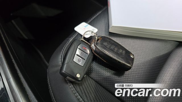 KG Mobility (SsangYong) Very New Tivoli Gasoline 1.5 2WD V1 2022 — фото 21