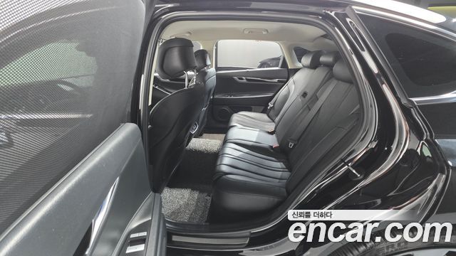 Genesis G80 (RG3) Gasoline 3.5 Turbo AWD 2022 — фото 17