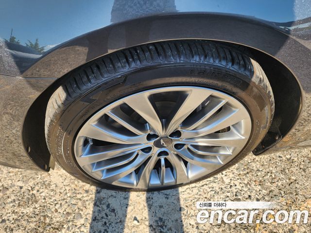 Genesis G80 3.3 GDI AWD Premium Luxury 2017 — фото 6