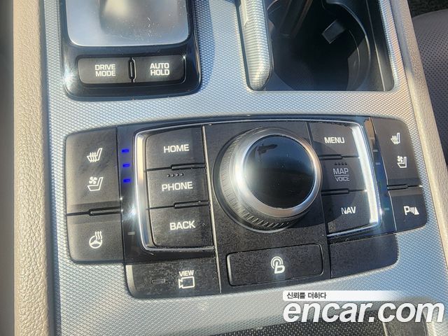 Genesis G80 3.3 GDI AWD Premium Luxury 2017 — фото 16