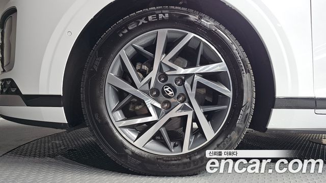 Hyundai Grandeur (GN7) 2,5 Gasoline 2WD Exclusive 2023 — фото 5