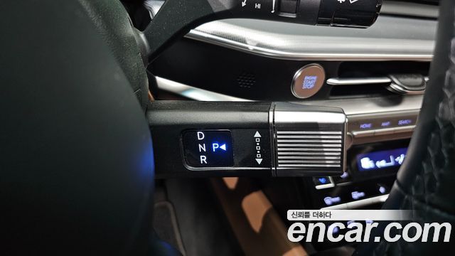 Hyundai Grandeur (GN7) 2,5 Gasoline 2WD Exclusive 2023 — фото 9