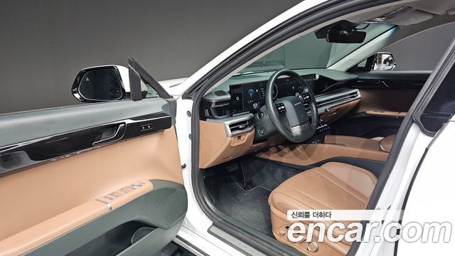 Hyundai Grandeur (GN7) 2,5 Gasoline 2WD Exclusive 2023 — фото 10