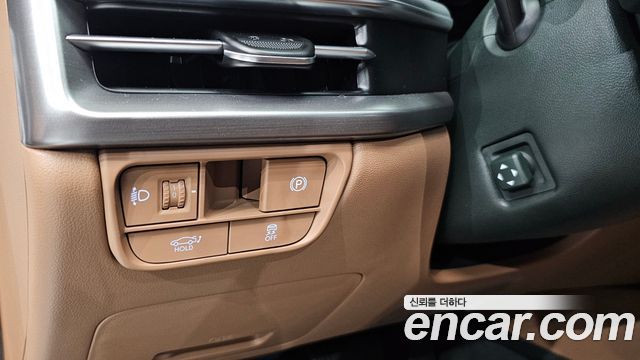 Hyundai Grandeur (GN7) 2,5 Gasoline 2WD Exclusive 2023 — фото 12
