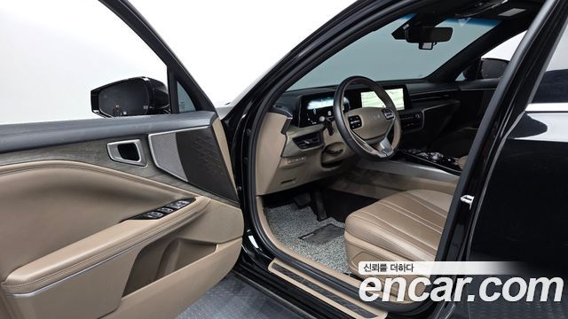 Kia K8 2.5 Gasoline 2WD Noblesse 2023 — фото 10