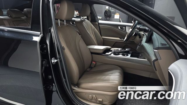 Kia K8 2.5 Gasoline 2WD Noblesse 2023 — фото 11