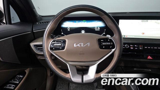 Kia K8 2.5 Gasoline 2WD Noblesse 2023 — фото 13