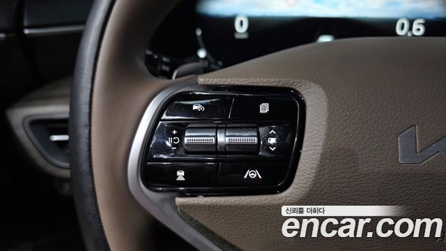 Kia K8 2.5 Gasoline 2WD Noblesse 2023 — фото 17