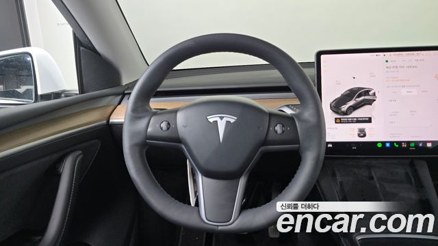 Tesla Model Y RWD 2024 — фото 13