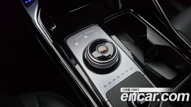 Kia Sorento (IV) Gasoline 2.5T 2WD Noblesse 2023 — фото 9