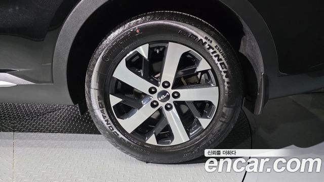 Kia Sorento (IV) Gasoline 2.5T 2WD Noblesse 2023 — фото 21