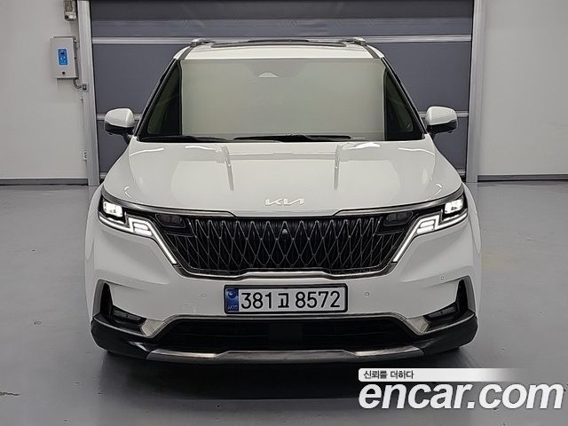 Kia Carnival (IV) Gasoline 9-Seater Signature 2023 — фото 1