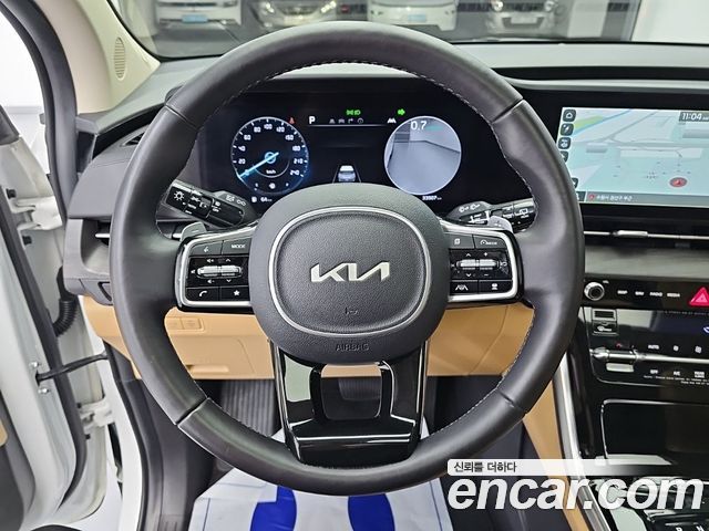 Kia Carnival (IV) Gasoline 9-Seater Signature 2023 — фото 9