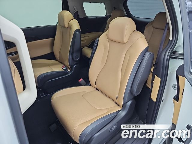 Kia Carnival (IV) Gasoline 9-Seater Signature 2023 — фото 16