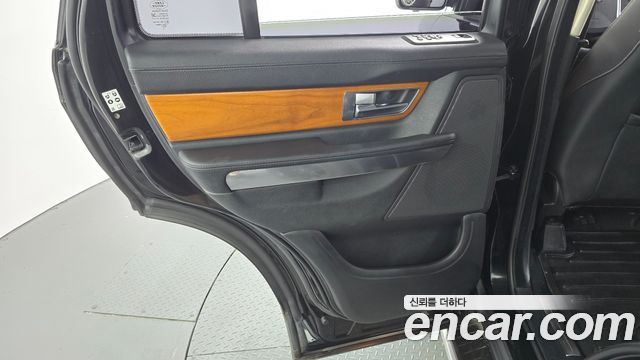 Land Rover Range Rover Sport V8 5.0 SC HSE 2011 — фото 25