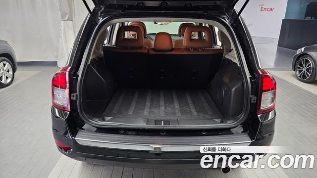 Jeep Compass 2.4 Limited 1st 2015 — фото 20