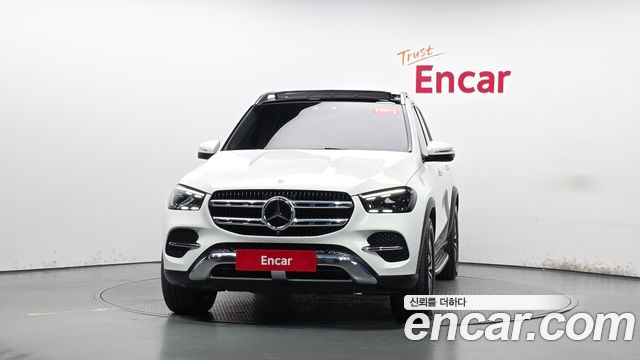 Mercedes-Benz GLE-Class (W167) GLE300d 4MATIC 2024 — фото 3