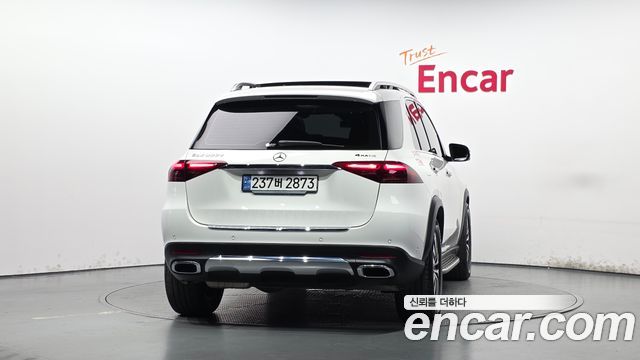 Mercedes-Benz GLE-Class (W167) GLE300d 4MATIC 2024 — фото 4