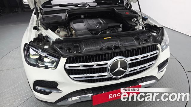 Mercedes-Benz GLE-Class (W167) GLE300d 4MATIC 2024 — фото 6