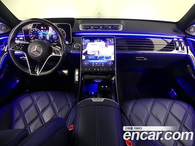 Mercedes-Benz S-Class (W223) Maybach S580 4MATIC Metropolitan Nightwalk 2022 — фото 4
