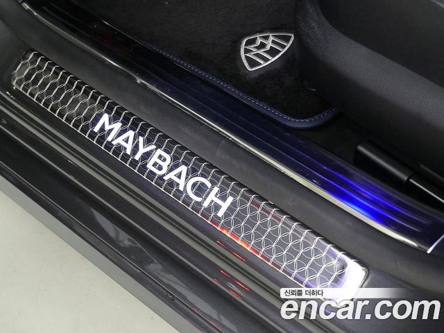 Mercedes-Benz S-Class (W223) Maybach S580 4MATIC Metropolitan Nightwalk 2022 — фото 10