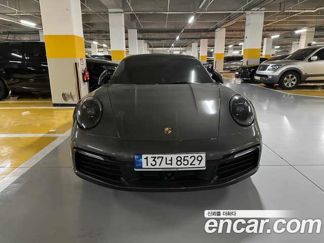 Porsche 911 (992) Carrera 4S