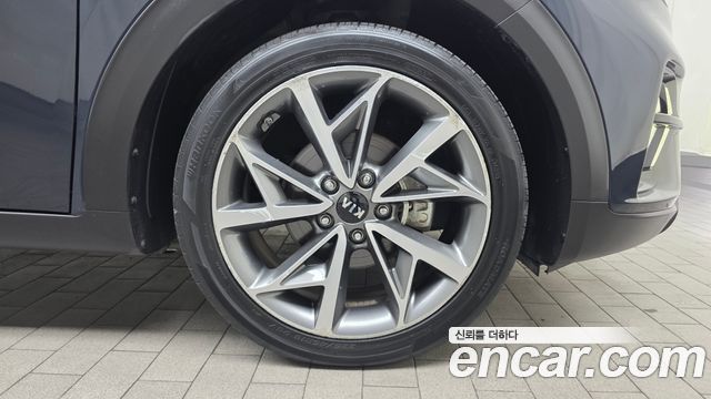 Kia Niro 1.6 HEV Noblesse Special 2020 — фото 21