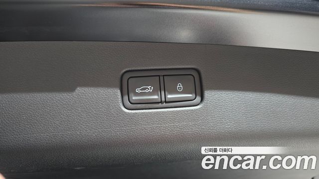 Genesis GV70 2.5T Gasoline 2WD 2025 — фото 30