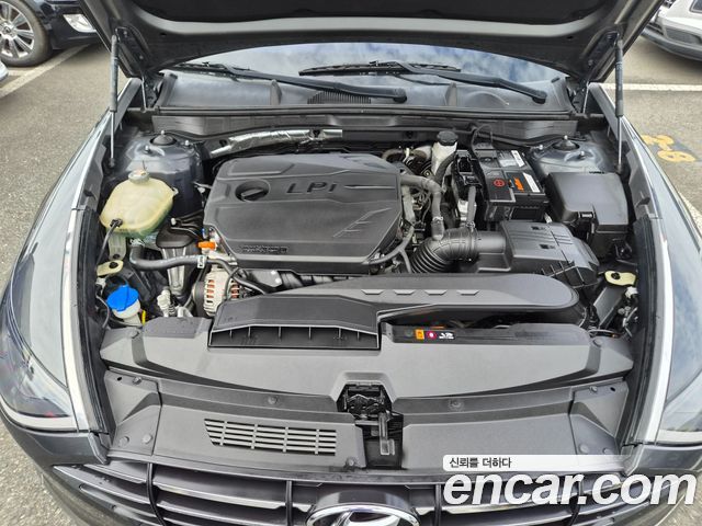 Hyundai Sonata (DN8) 2.0 LPG Modern 2020 — фото 24