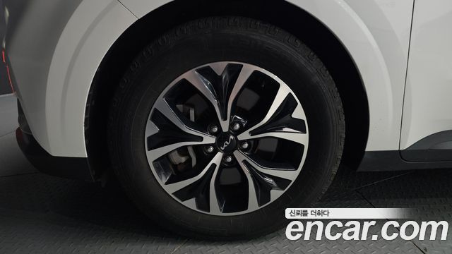 Kia Carnival (IV) Diesel 9-Seater Prestige 2023 — фото 5