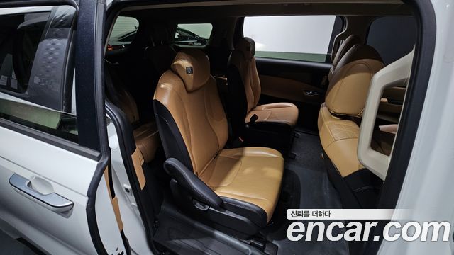 Kia Carnival (IV) Diesel 9-Seater Prestige 2023 — фото 11