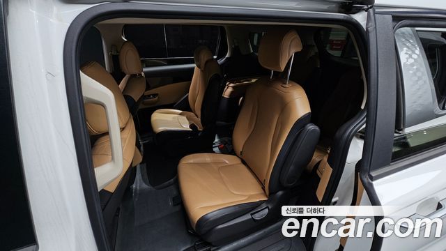 Kia Carnival (IV) Diesel 9-Seater Prestige 2023 — фото 12