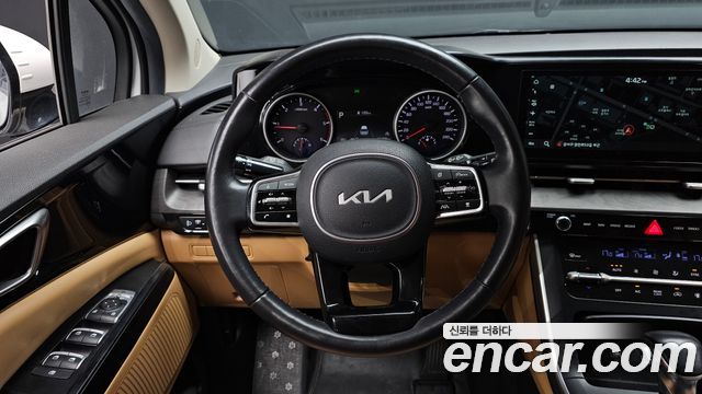 Kia Carnival (IV) Diesel 9-Seater Prestige 2023 — фото 13