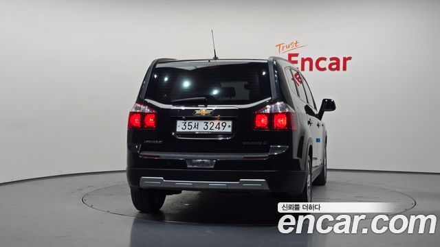 Chevrolet Orlando 2.0 Diesel LT Convenience Pack 2013 — фото 4