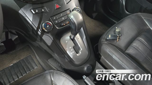 Chevrolet Orlando 2.0 Diesel LT Convenience Pack 2013 — фото 9