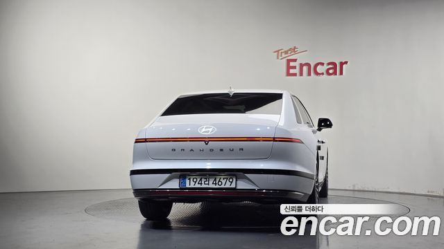 Hyundai Grandeur Hybrid (GN7) Calligraphy 2025 — фото 4